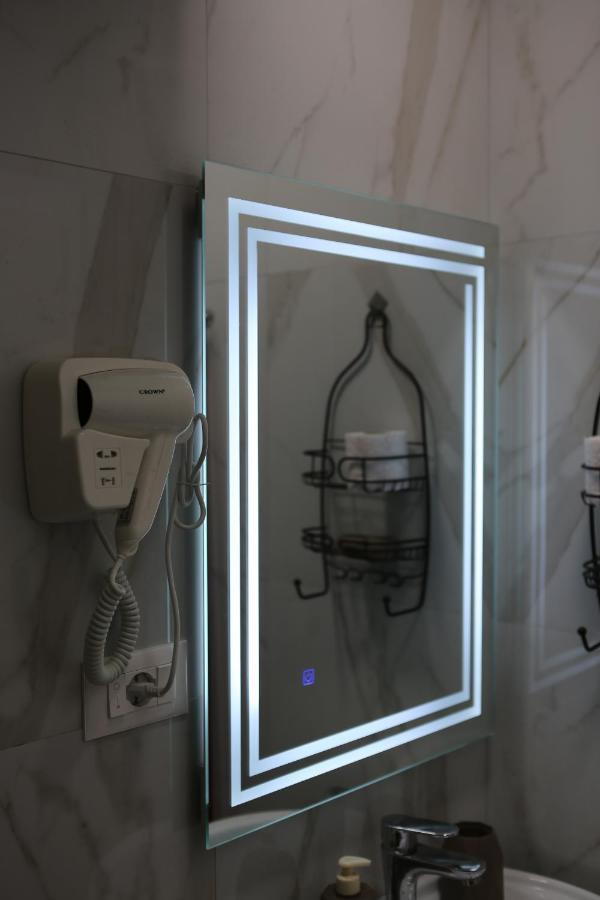Blloku Studio Apartament Tiranë Luaran gambar