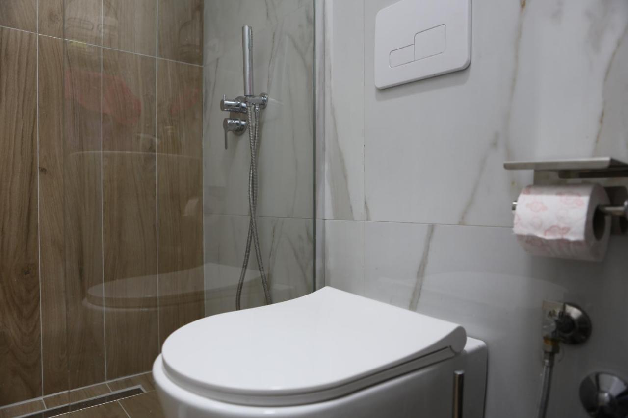 Blloku Studio Apartament Tiranë Luaran gambar