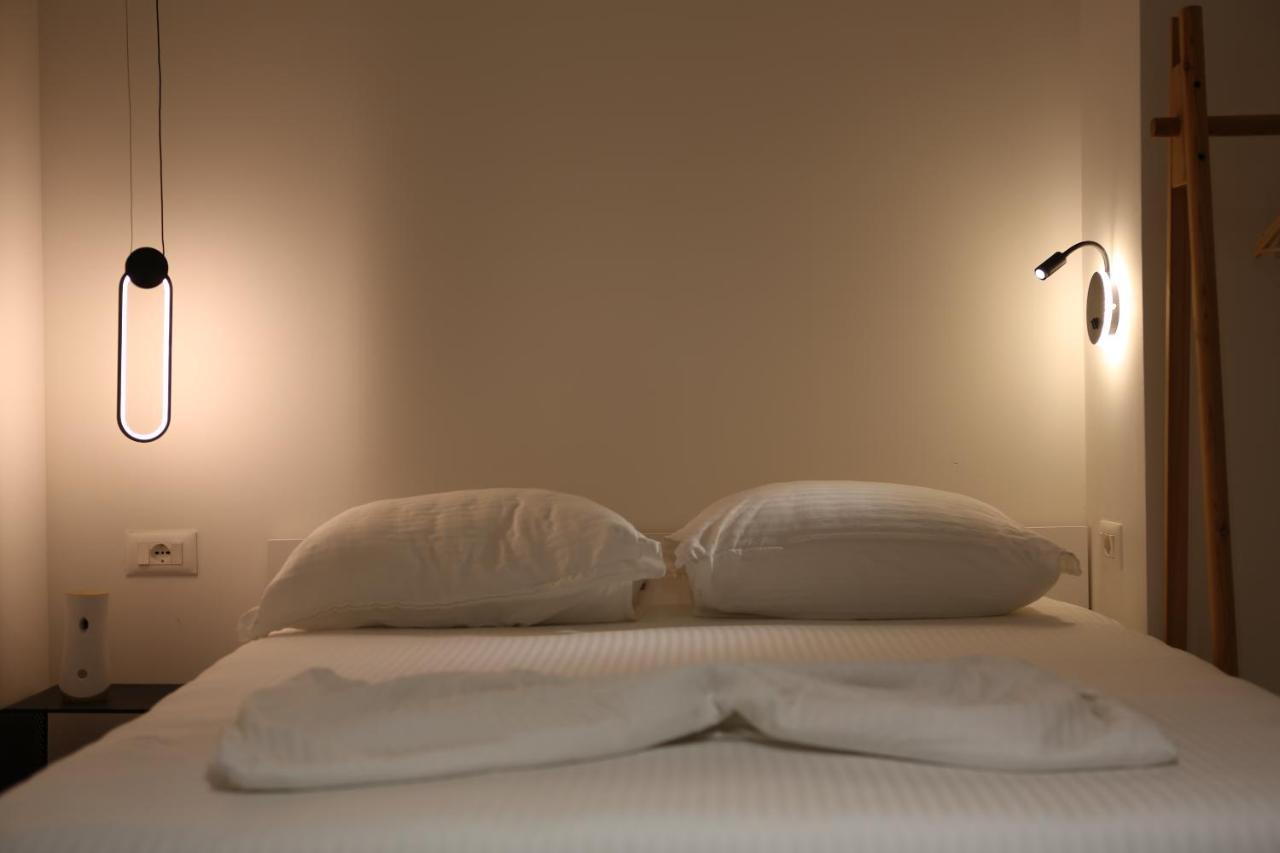 Blloku Studio Apartament Tiranë Luaran gambar