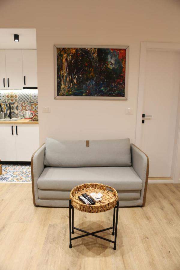 Blloku Studio Apartament Tiranë Luaran gambar